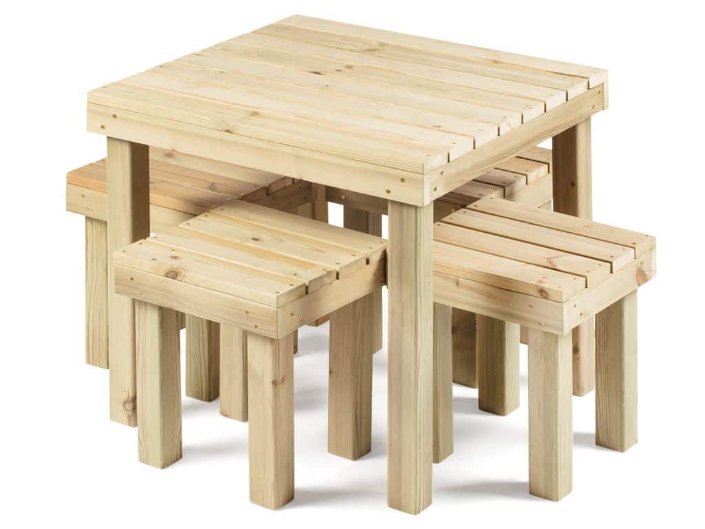 Set de madera Riga 80 – mesa 80×80 y 4 banquetas 3 Set Riga 80 con las banquetas recogidas