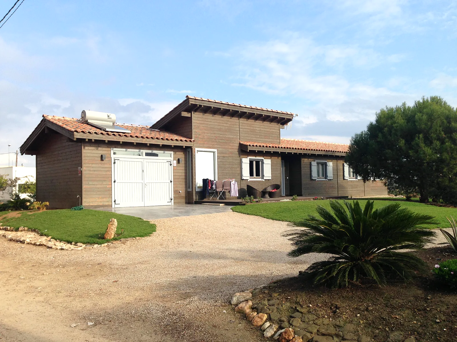 Casas de madera con sistema nórdico 3 Casa de madera de sistema nórdico con jardín en Deltebre